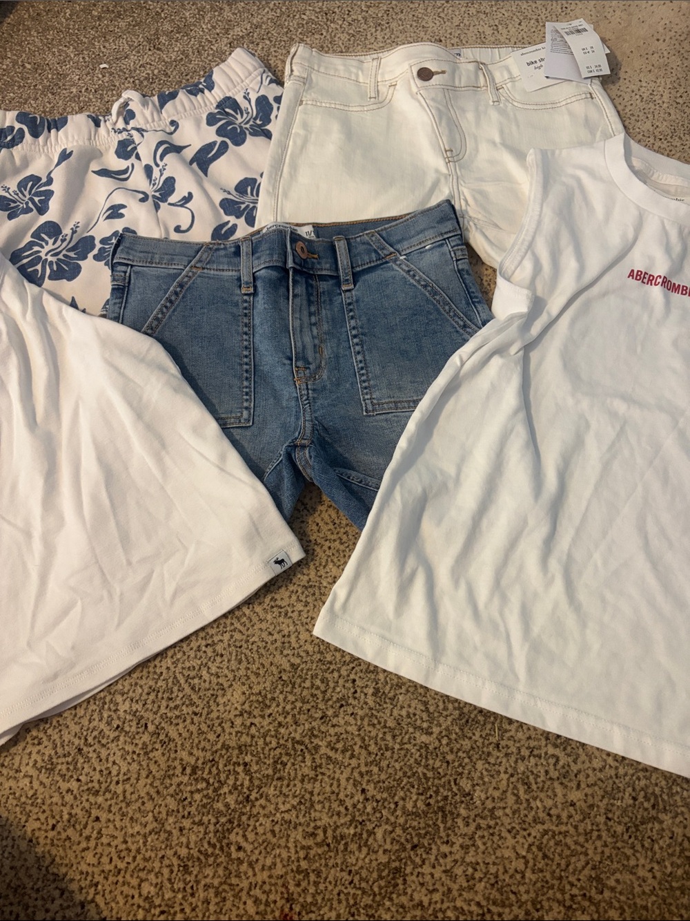 Abercrombie & Fitch Bundle